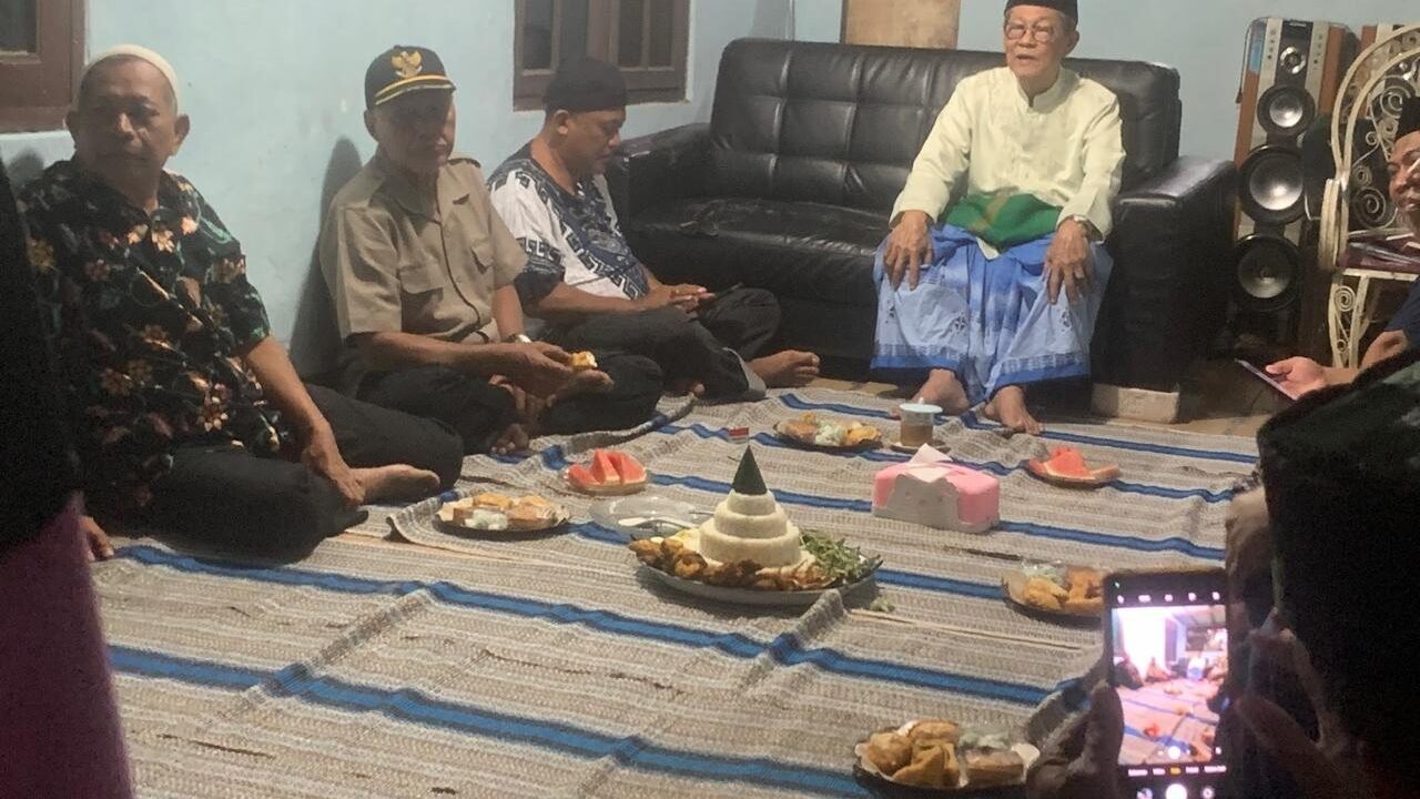 Menjaga Tradisi yang Sarat Makna di Malam 17 Agustus - Budayantara TV