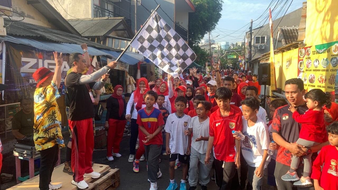 “Fun Walk” Semarak Praja 2025 HUT RI 80, Ajak Warga Sehat dan Guyub - Budayantara TV