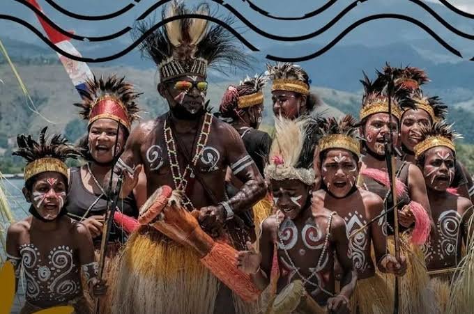 Tarian Perang Papua: Simbol Keberanian dan Persatuan