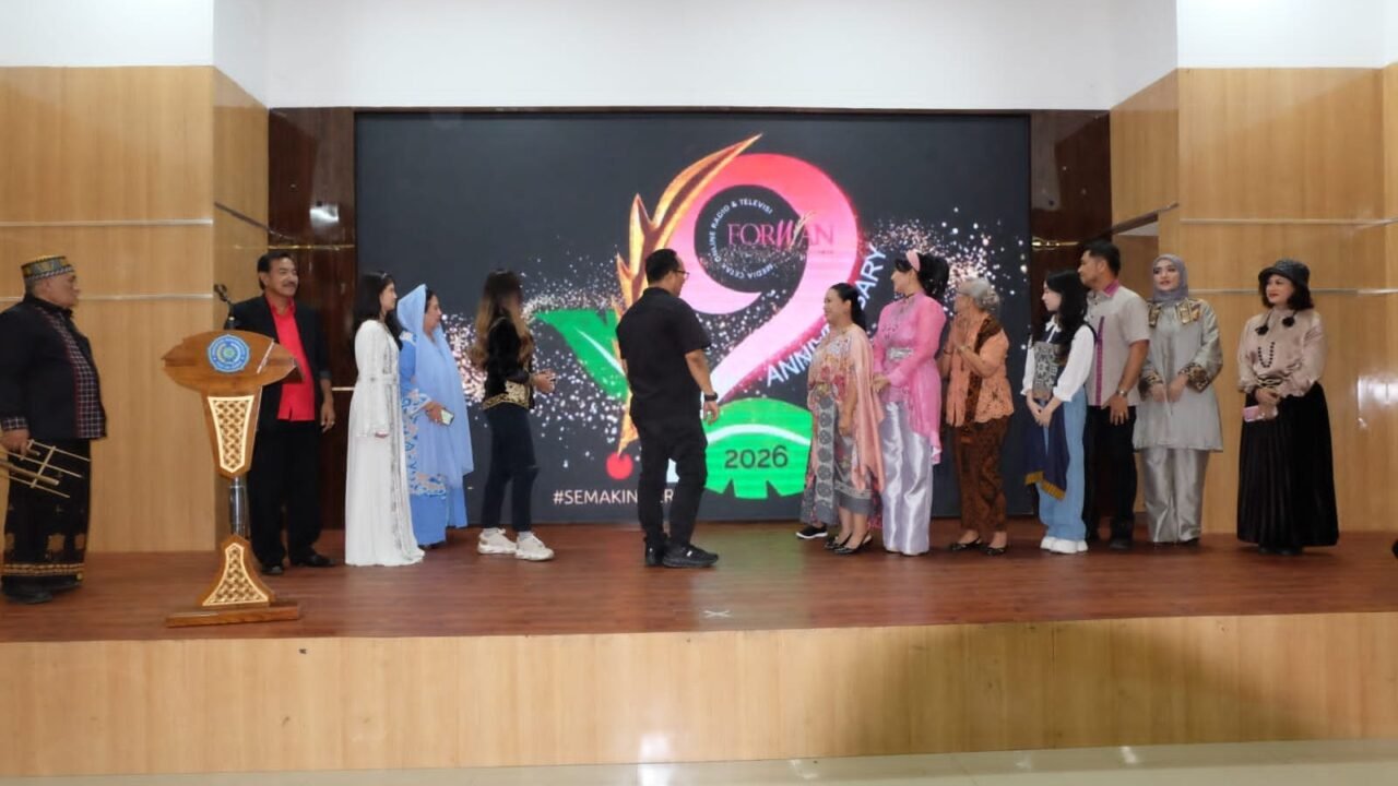 Direktur Perfilman Musik dan Seni Kementerian Kebudayaan dan 11 Artis Pengisi Acara Diskusi Luncurkan Logo HUT ke-12 FORWAN - Budayantara TV