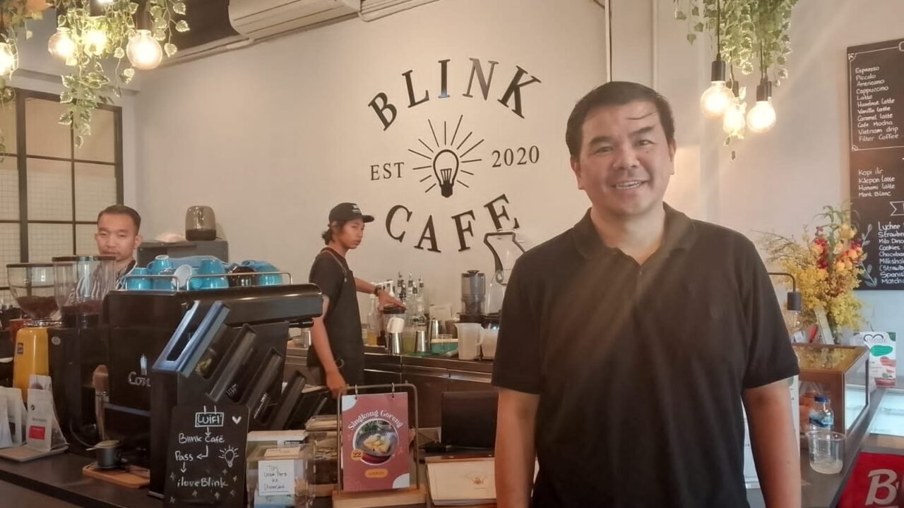 Blink Cafe Meruya: Johnson Bangun Kedai Kopi di Tengah Pandemi - Budayantara TV
