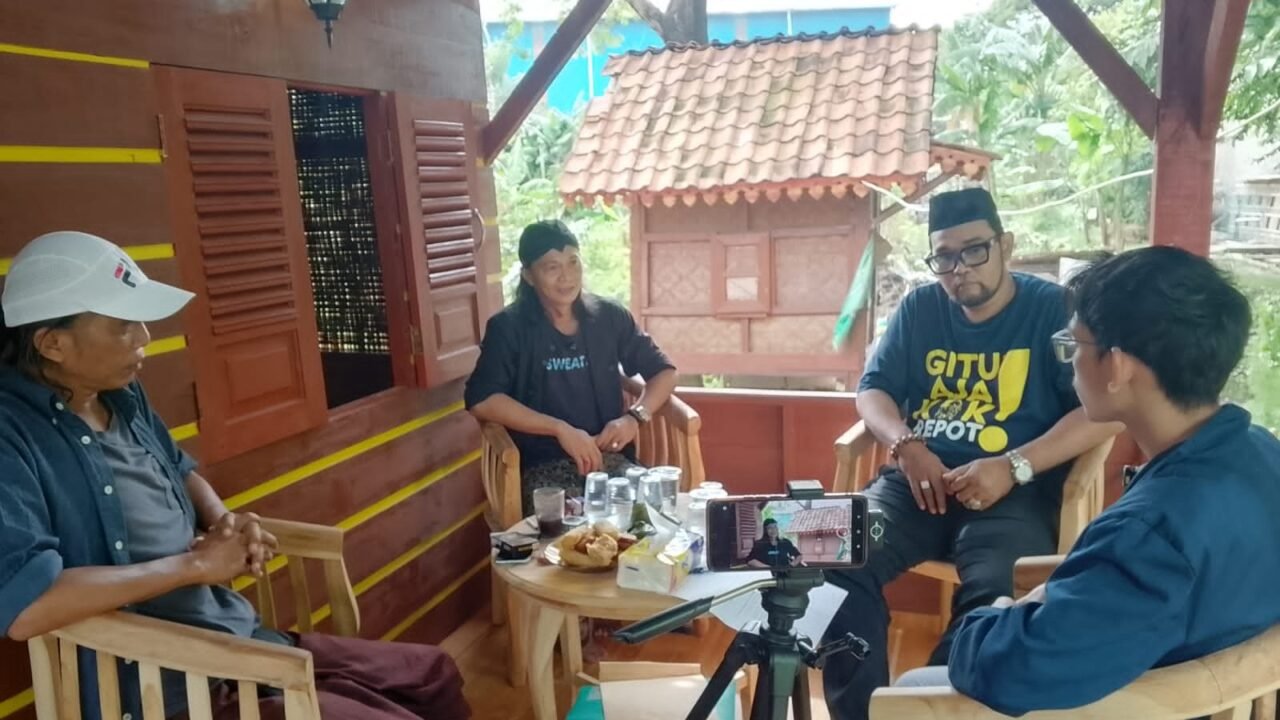 Mahasiswa IAI Al-Aqidah Al-Hasyimiyyah Jakarta Kunjungi Ponpes Assholihin Al-Abror - Budayantara TV