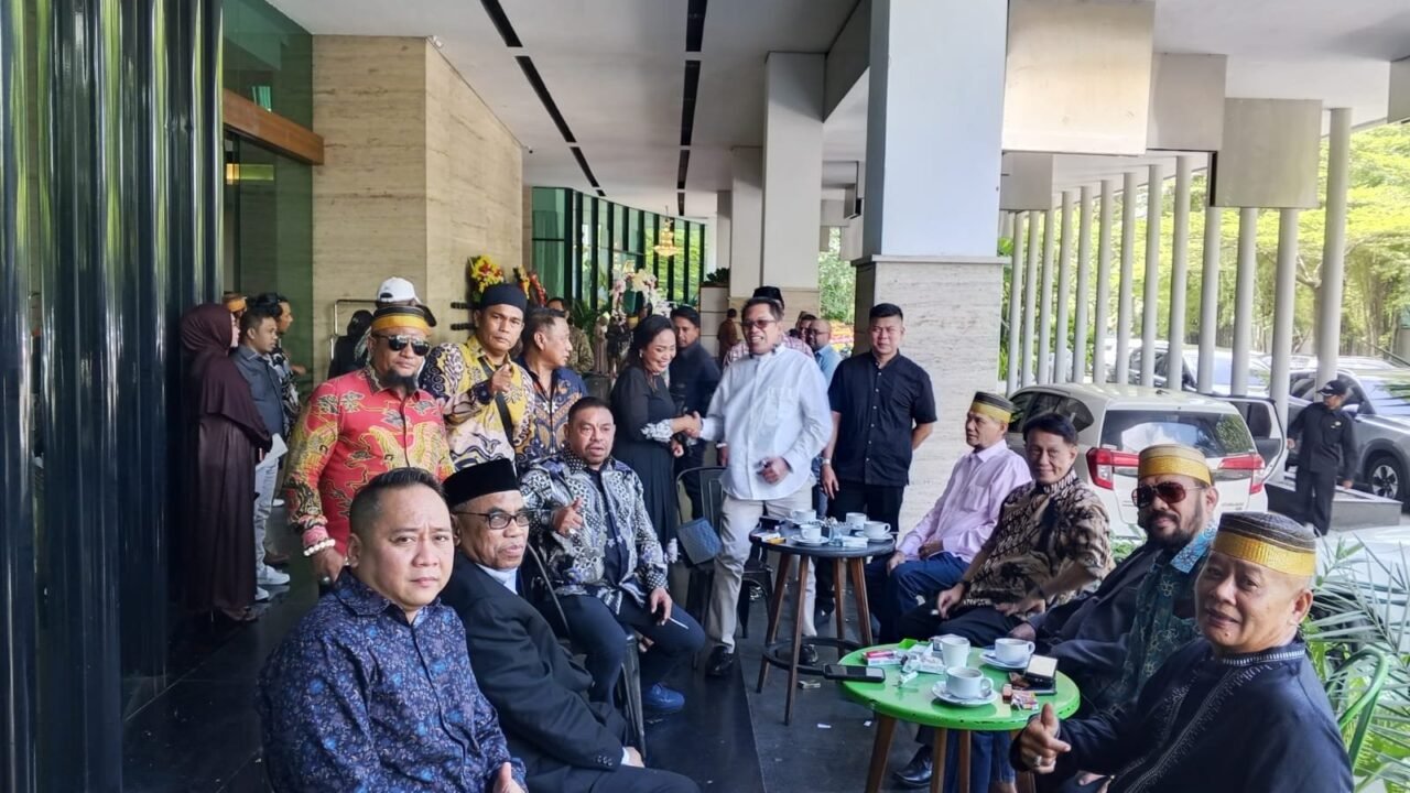 Waketum Persatuan Timur Raya (Petir) Tanggapi Pernyataan Feri Amsari, Ingatkan Pentingnya Data Akurat dan Narasi Konstruktif - Budayantara TV