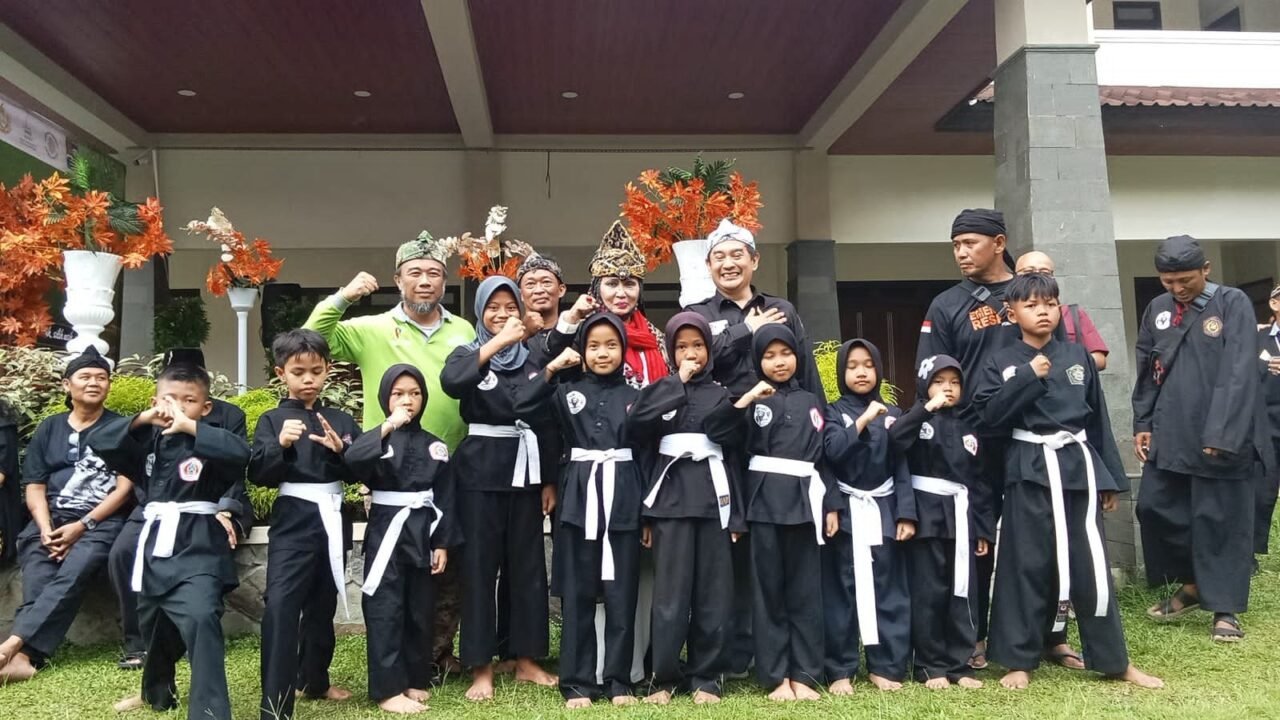 Ratusan Pegiat Seni Budaya Bogor Hadiri Halal Bihalal FKPP di Bumi Ageung Batu Tulis - Budayantara TV