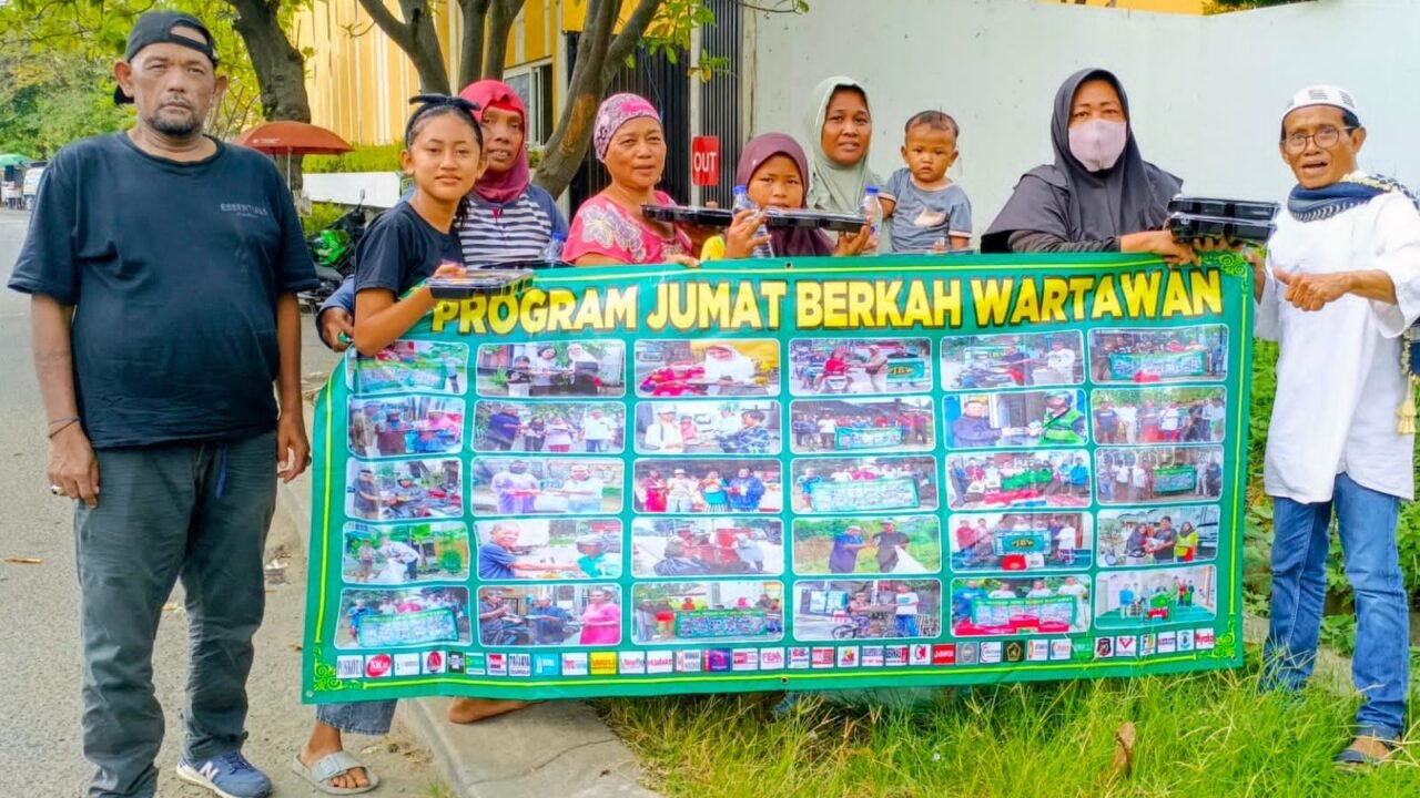 Memasuki Pekan ke-72, Program Jumat Berkah Wartawan Kembali Berbagi Temui Penerima Manfaat di Bekasi - Budayantara TV