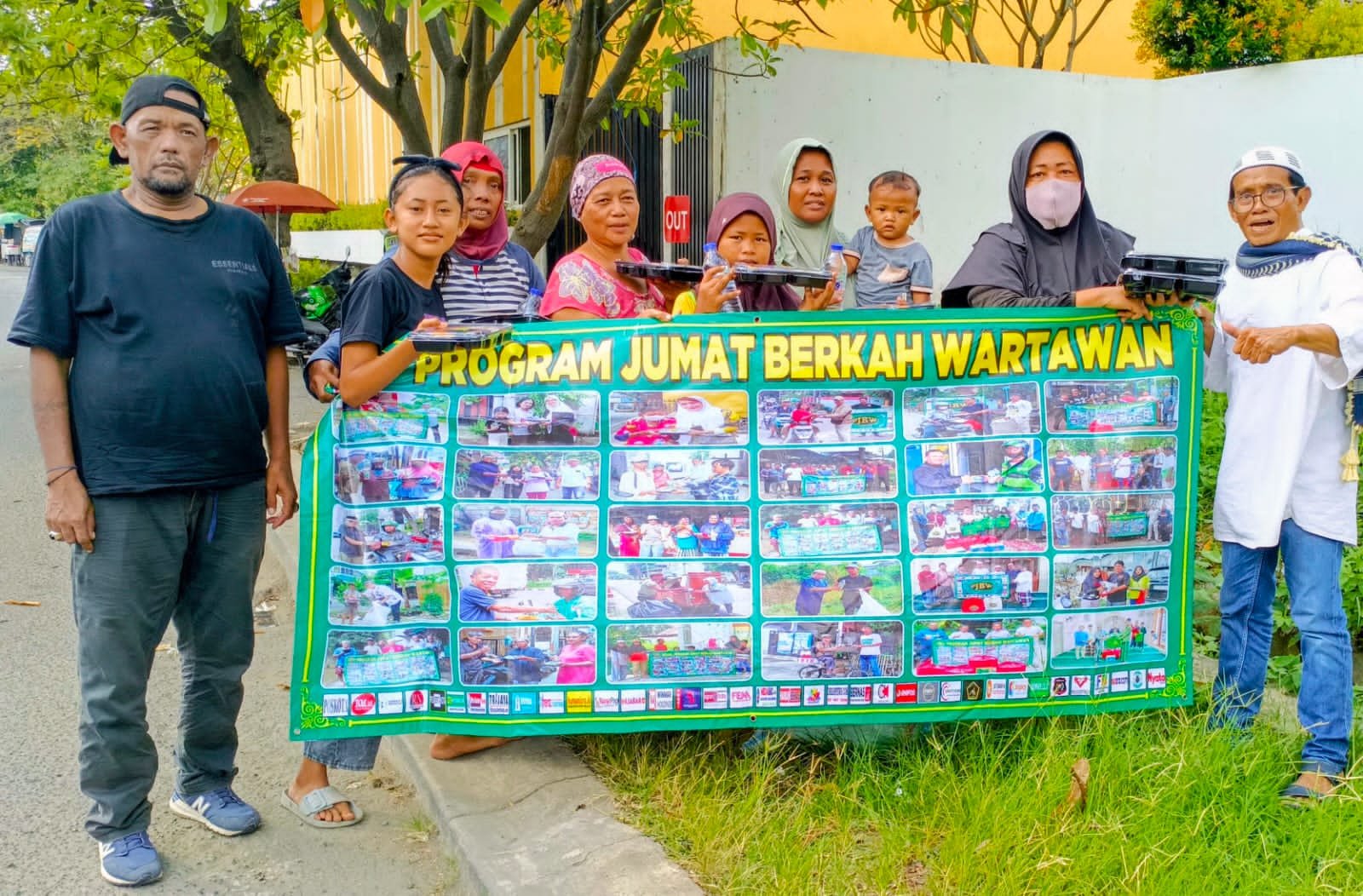 Memasuki Pekan ke-72, Program Jumat Berkah Wartawan Kembali Berbagi Temui Penerima Manfaat di Bekasi
