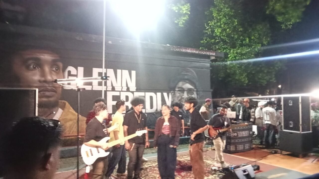 Hujan Tak Membendung Cinta: Jakarta Selatan Kenang 6 Tahun Kepergian Glenn Fredly - Budayantara TV