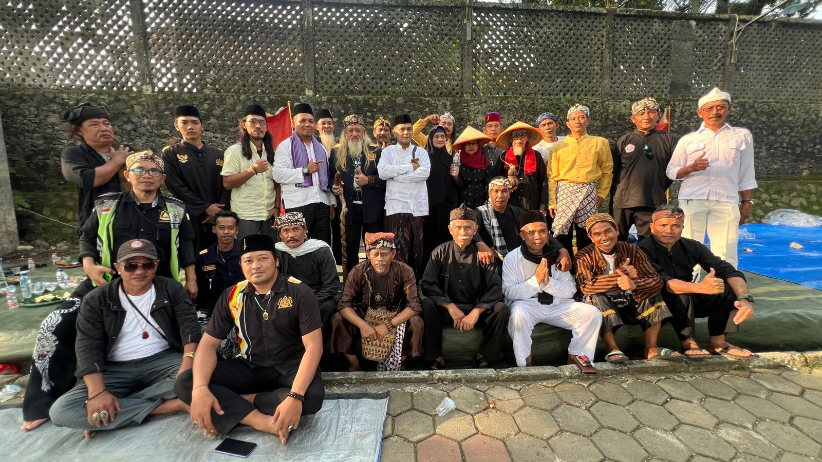 Semarak Tahun Baru Islam 1448 H, Warga Pondok Udik Gelar Sedekah Bumi dan Karnaval Budaya