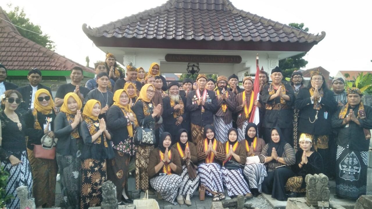 Grebeg Suro 2026, Komunitas Seni Budaya Sidoarjo Hidupkan Tradisi Lewat Kirab Pusaka dan Ziarah Leluhur - Budayantara TV