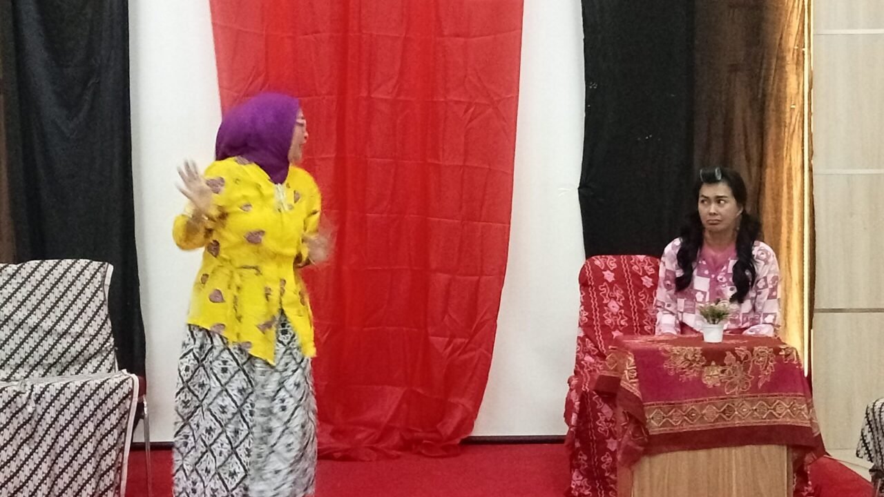 Ketua Barisan 8 Center Jakarta Timur Hadiri Pentas Lenong Kontemporer 73 “Mak Comblang” di Bekasi - Budayantara TV