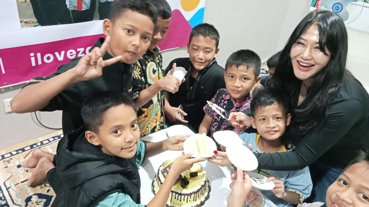 Rayakan Ulang Tahun, Renee Partina Berbagi dengan Anak Yatim dan Luncurkan Logo Baru BMDN - Budayantara TV
