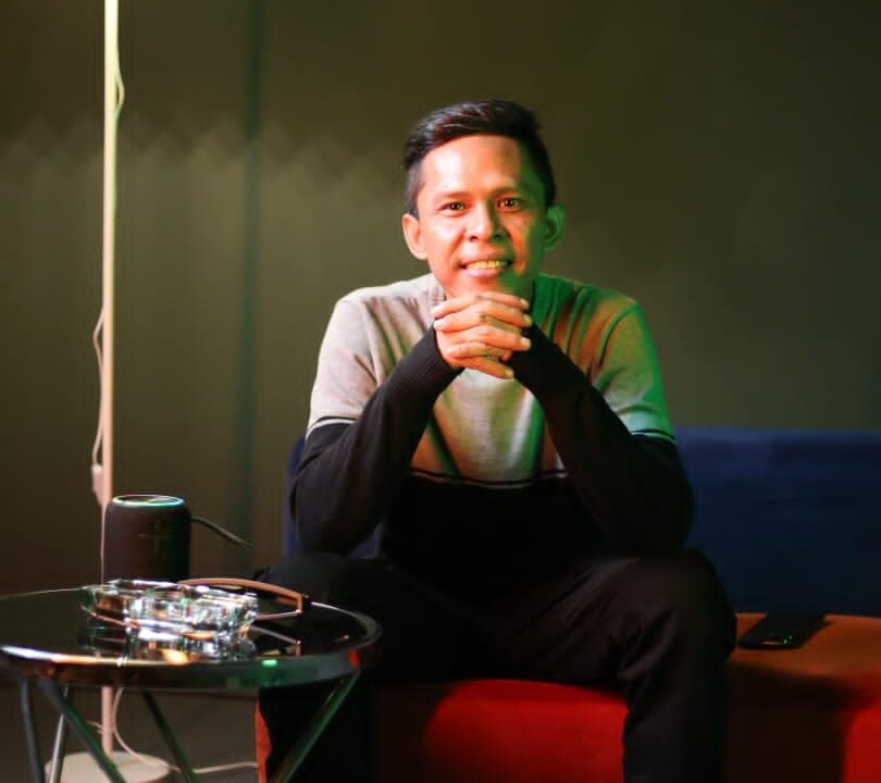 Agung Hermawan Hadirkan “Atas Nama Siapa?”, Lagu Galau tentang Cinta, Batas, dan Keberanian untuk Pergi - Budayantara TV