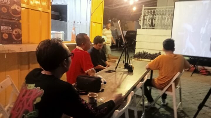 Nobar Indonesia vs Malaysia, Bebek Habibeat Hadirkan Suasana Kuliner dan Kebersamaan - Budayantara TV